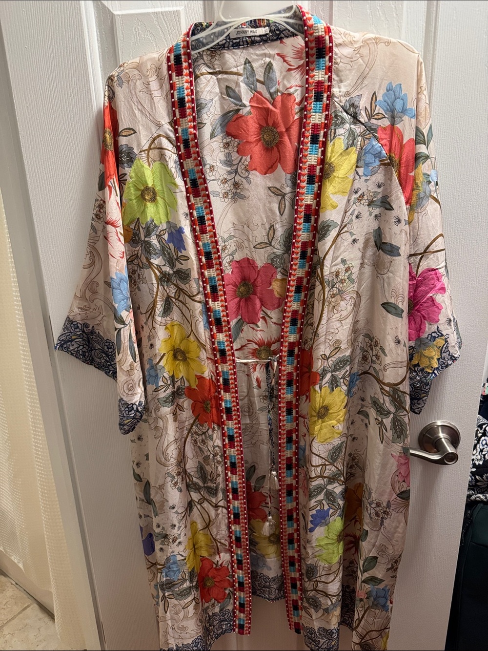 Johnny Was Floral Silk-Blend Kimono in Cream, Red & Green